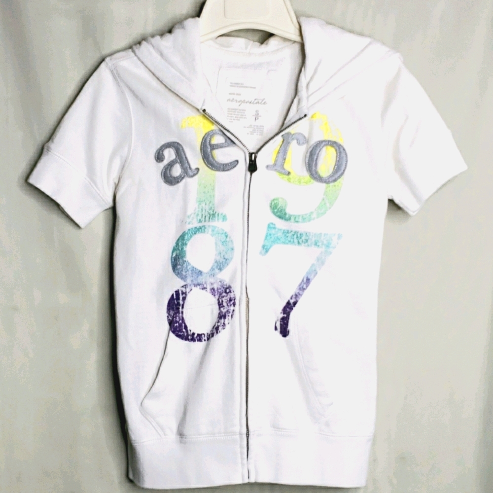 Like new women's short sleeve hoodie
